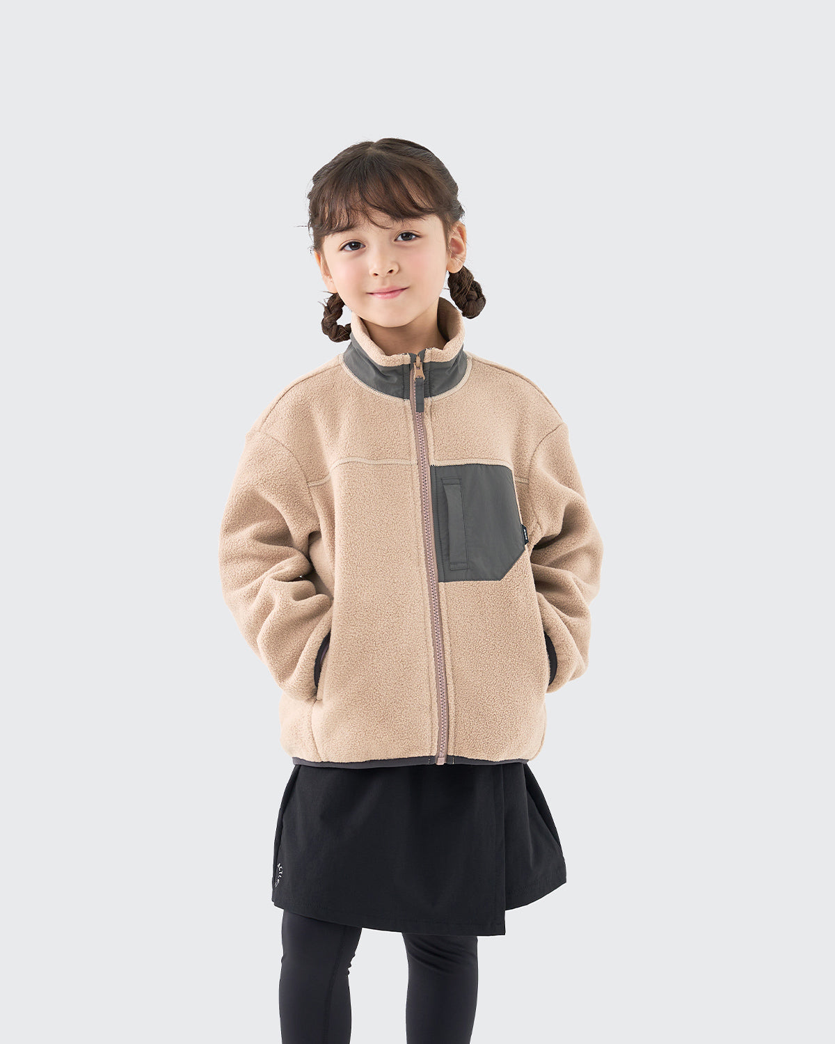 #カラー_モカベージュ