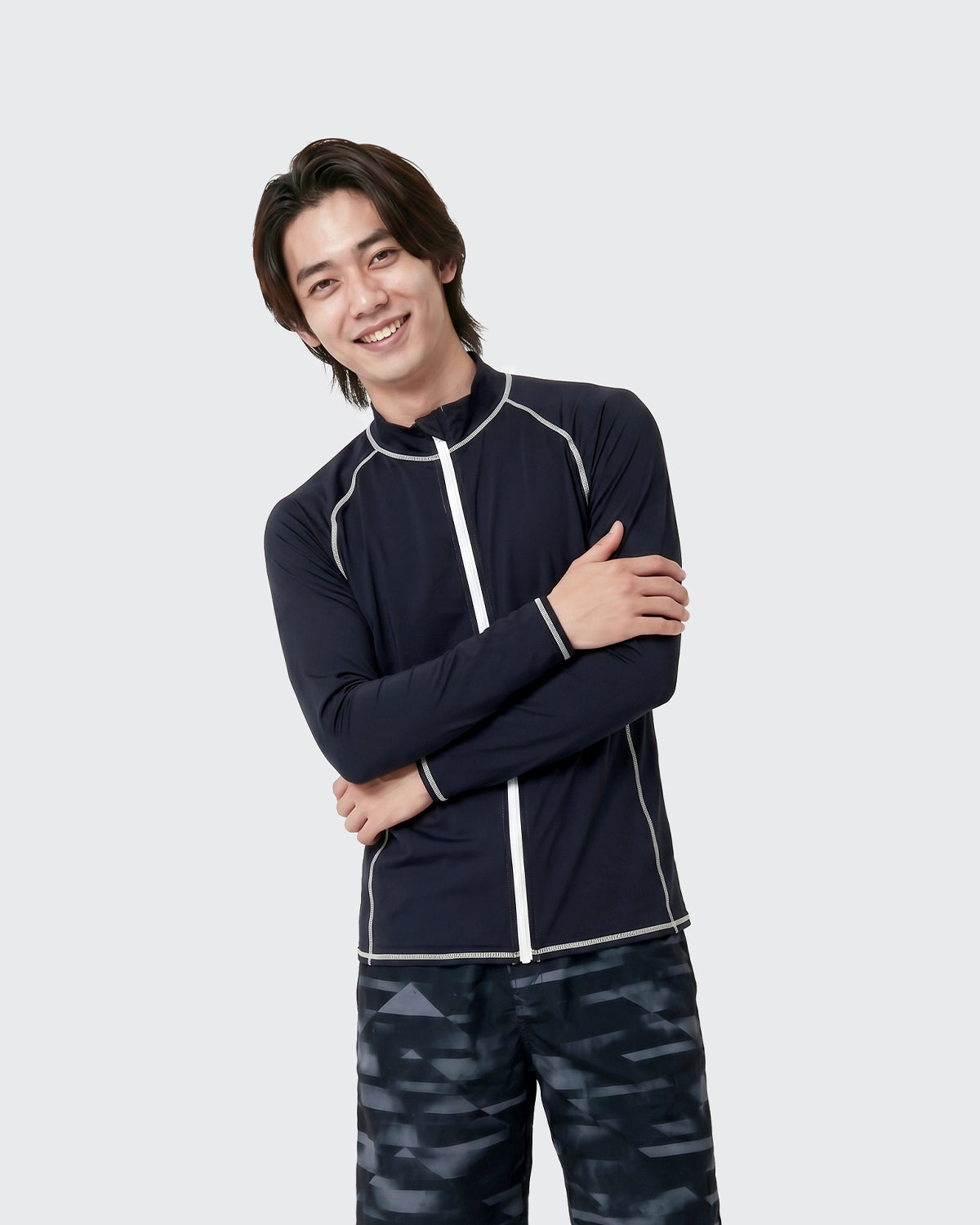 #カラー_ネイビー