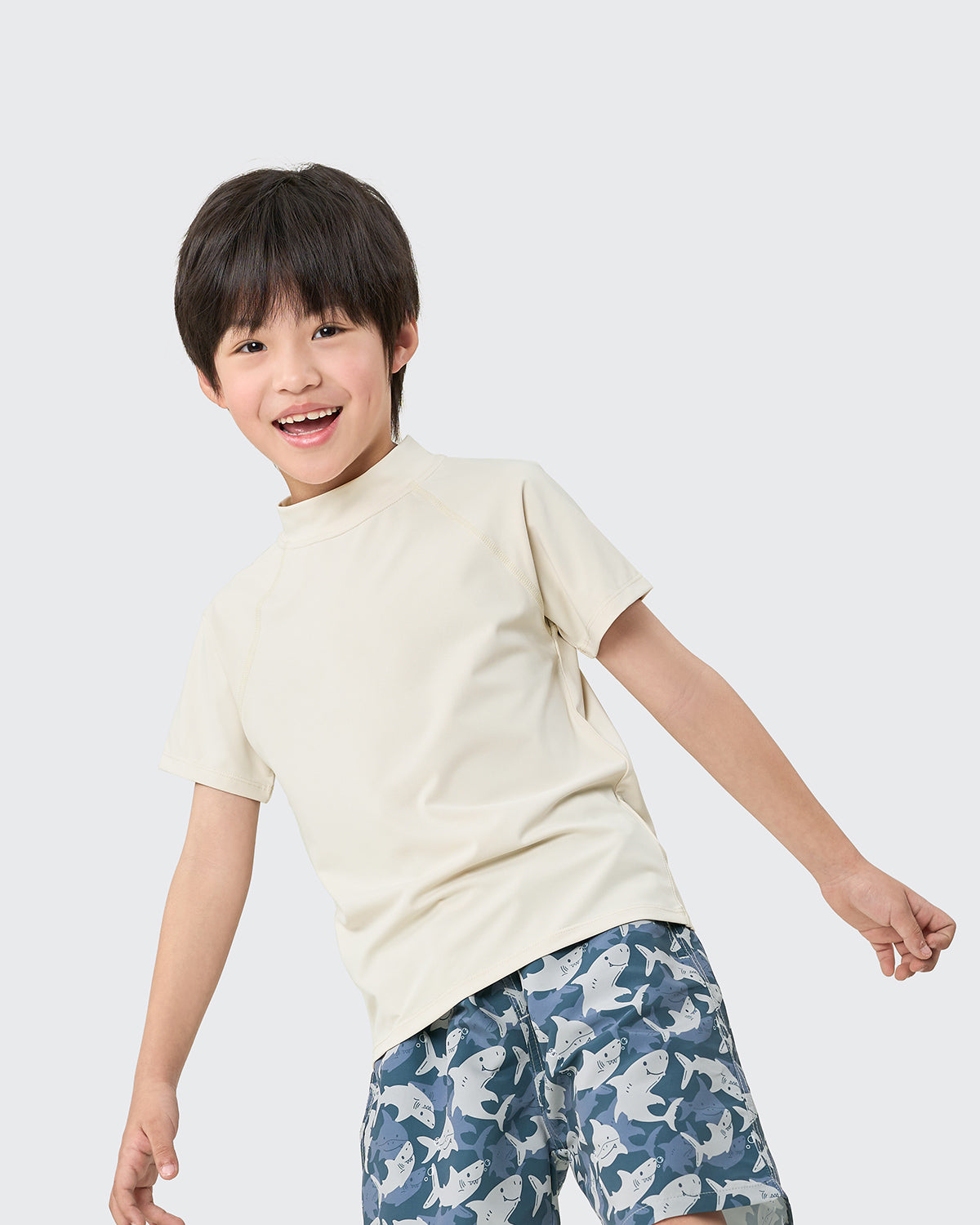 #カラー_milky white