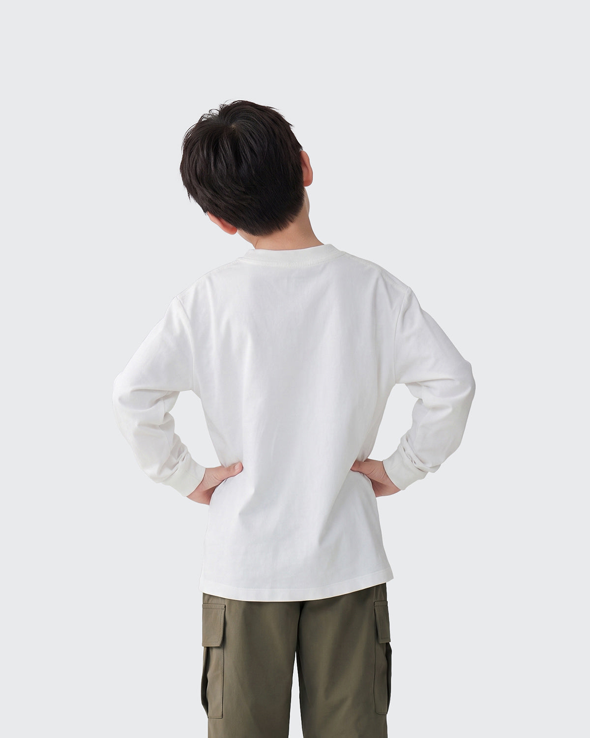 #カラー_ホワイト