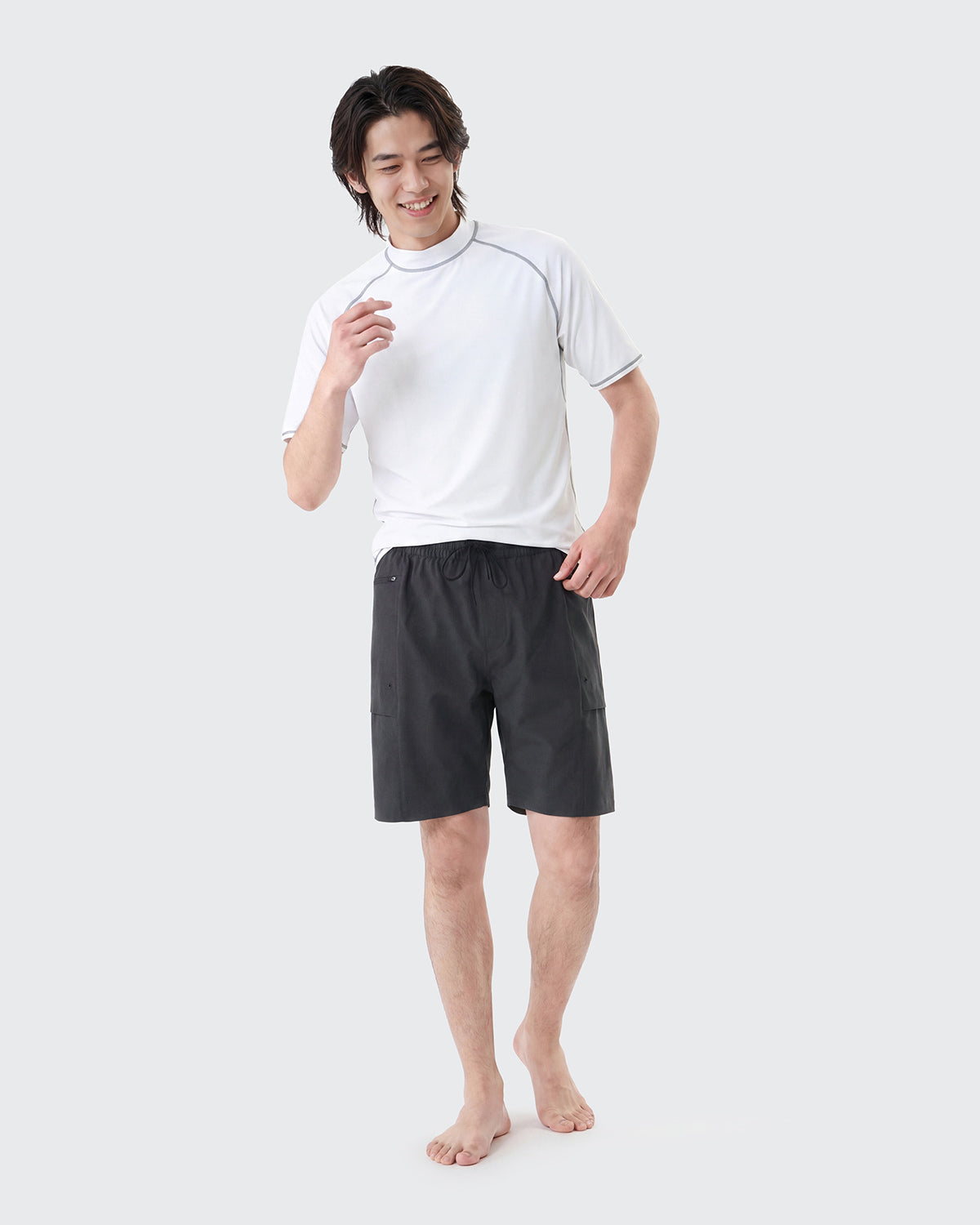 #カラー_ダークグレー