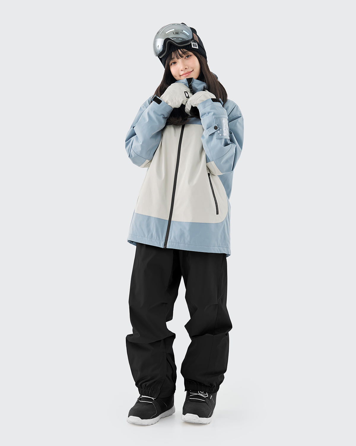 #カラー_baby blue/black