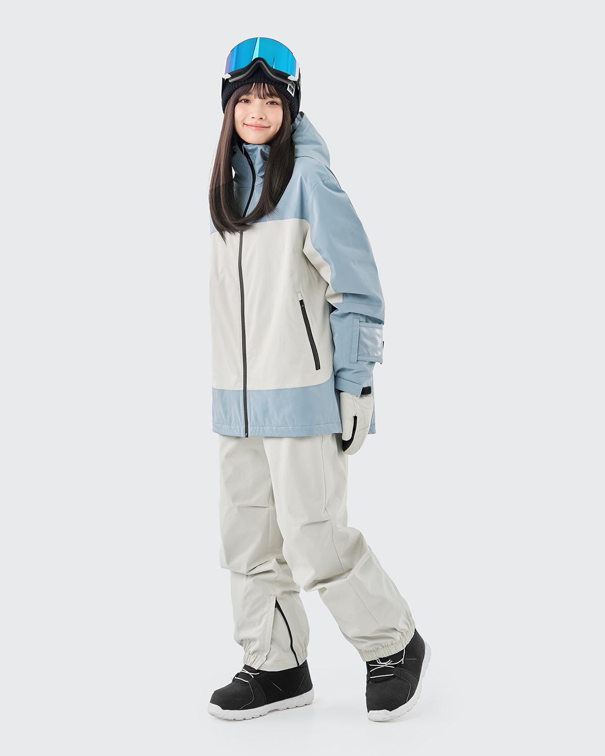 #カラー_baby blue/cream white