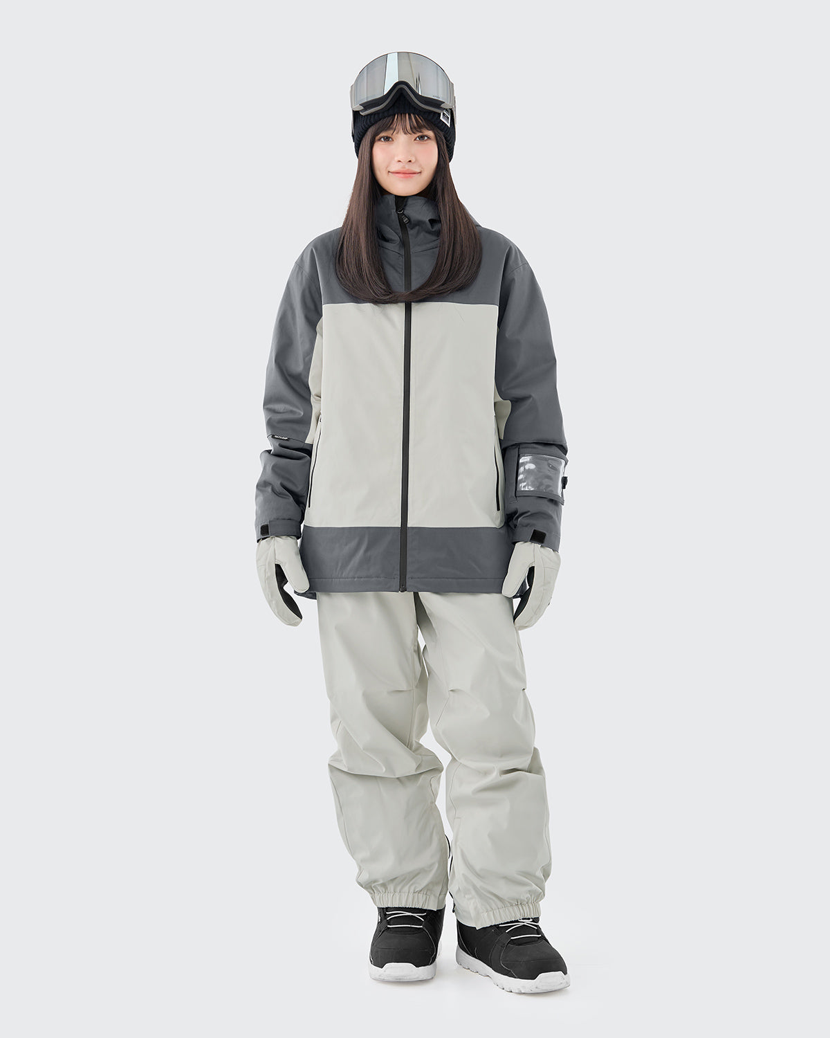 #カラー_ivy gray/cream white