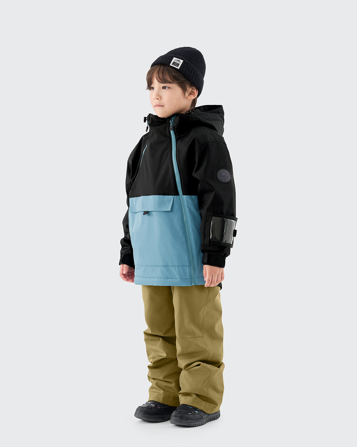 #カラー_black×steelblue/beige