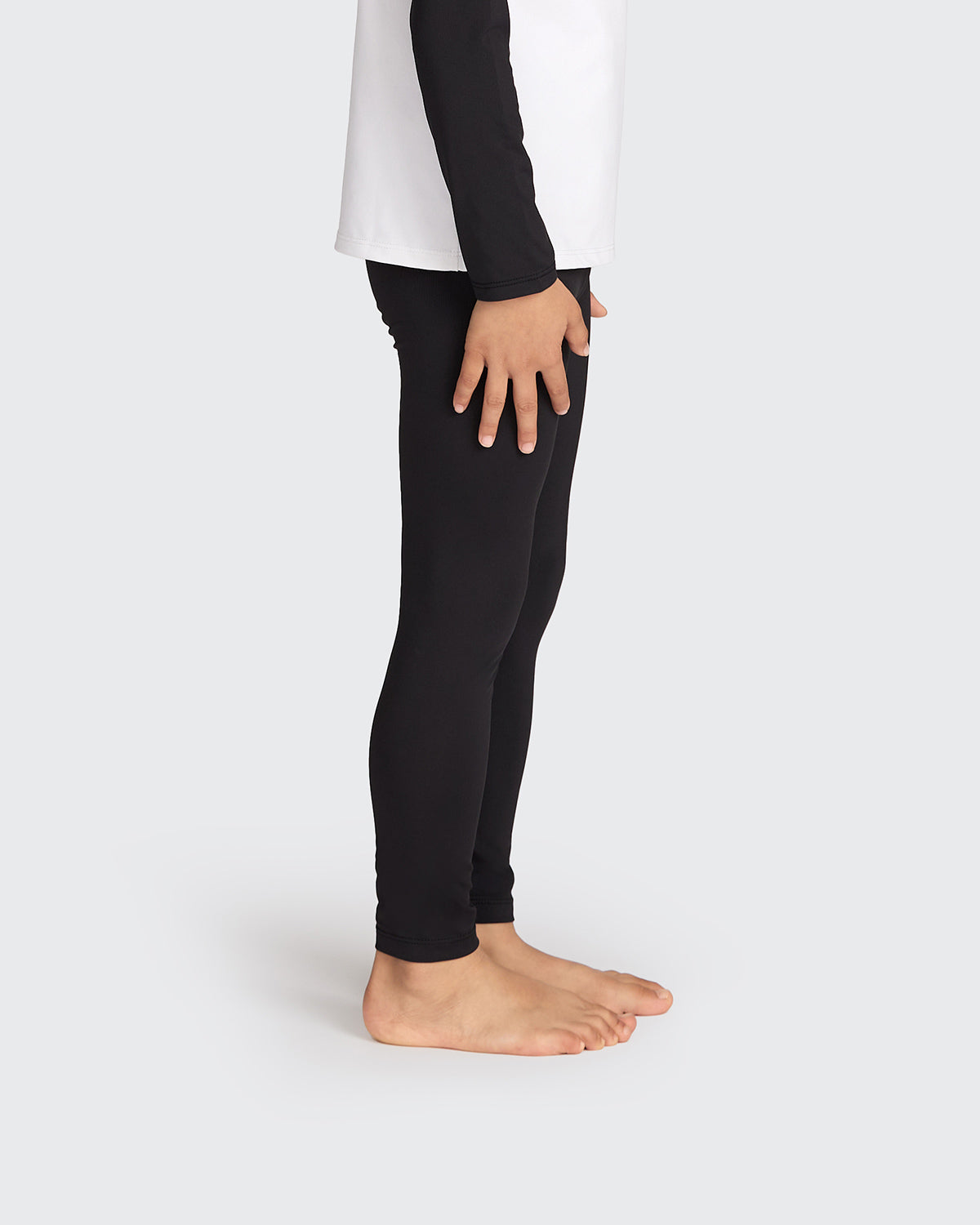 #カラー_ブラック