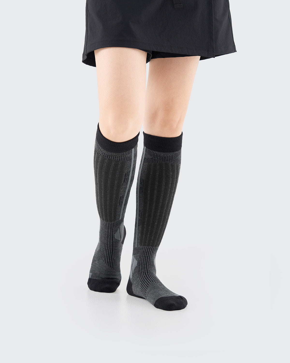 #カラー_ブラックグレー