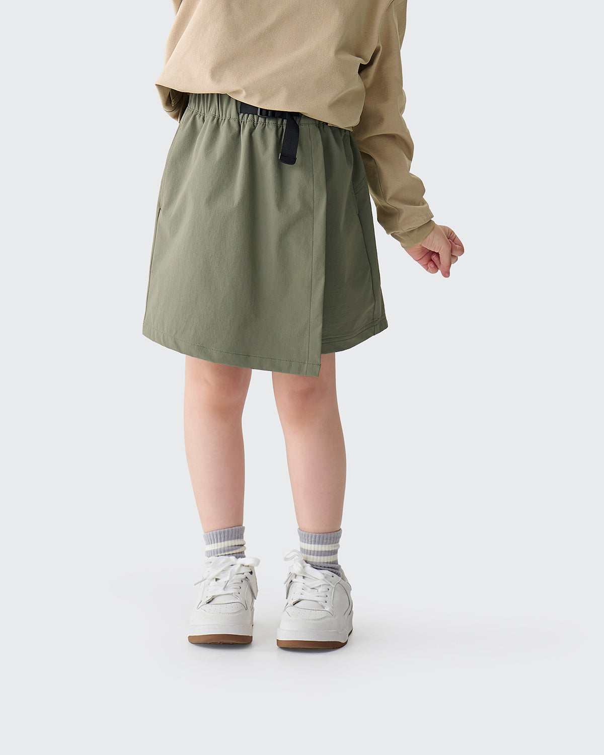 #カラー_オリーブグリーン