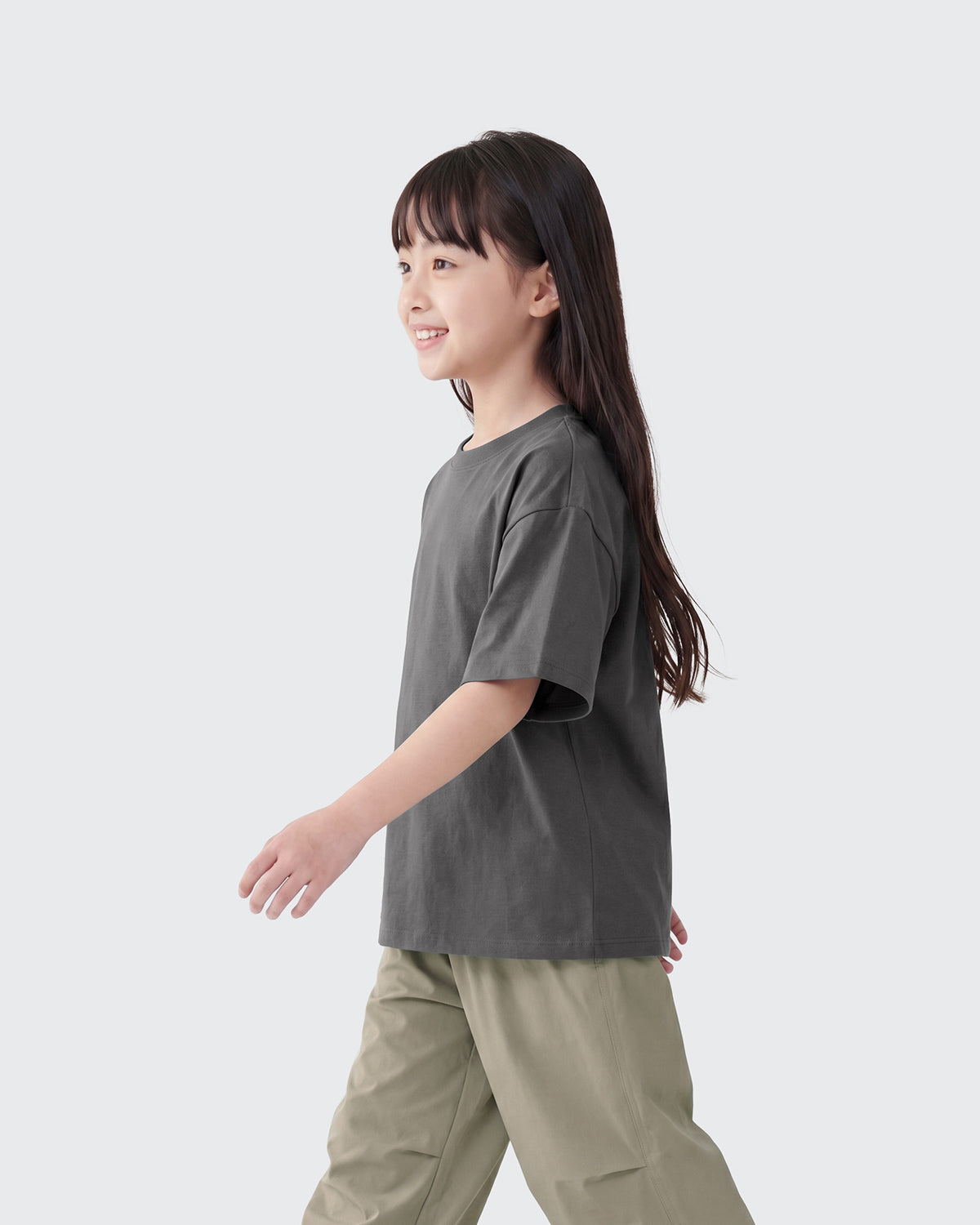 #カラー_アイビーグレー