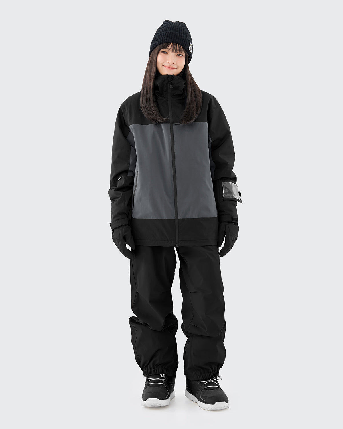 #カラー_black/black